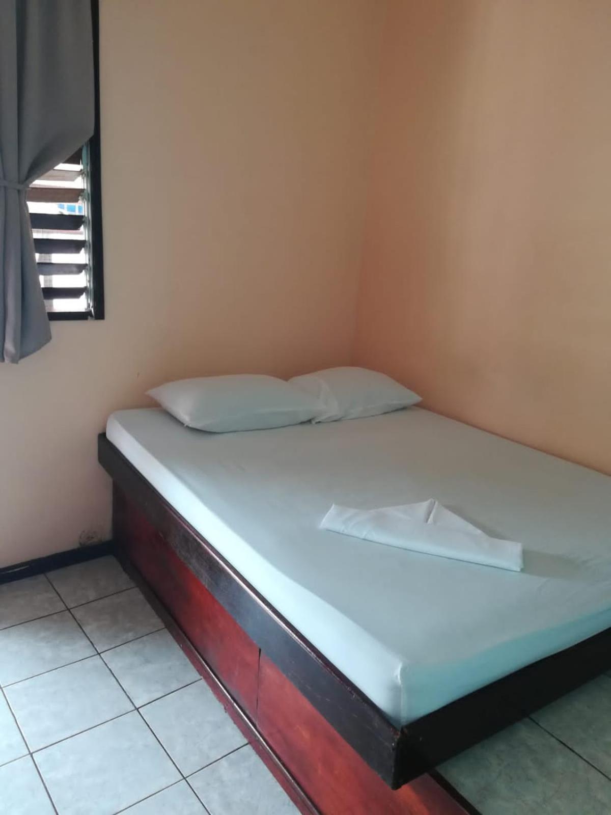 Costa Linda Art Hostel Мануель-Антоніо Екстер'єр фото