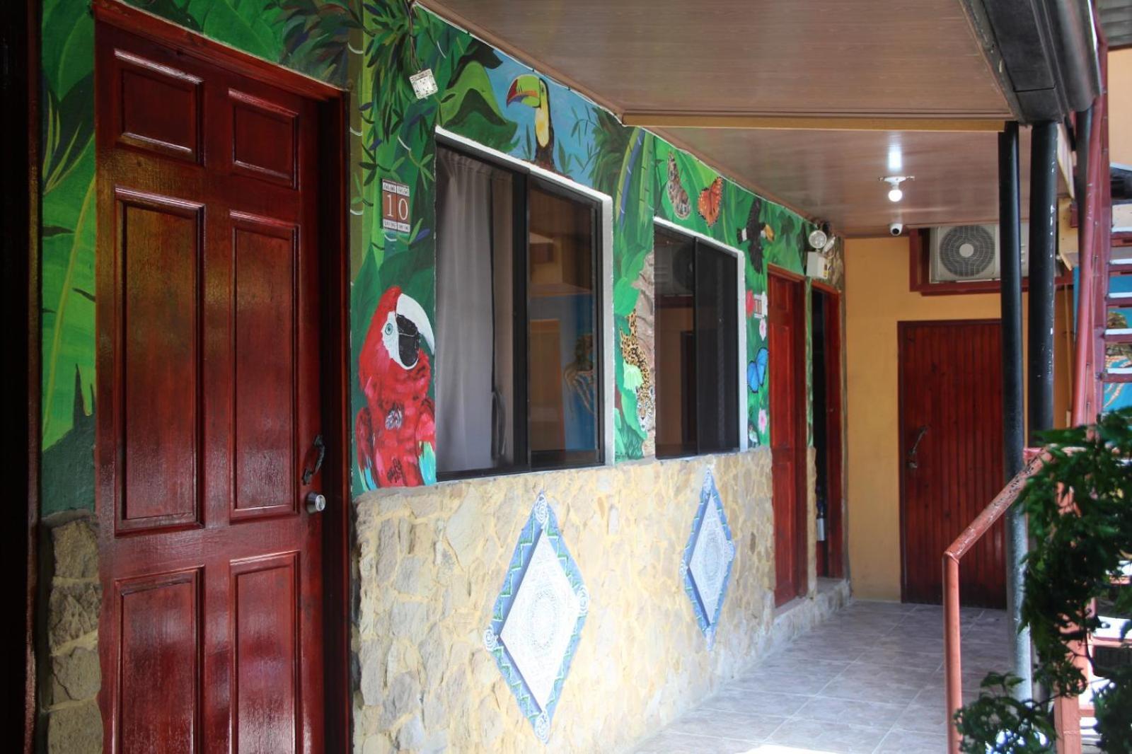 Costa Linda Art Hostel Мануель-Антоніо Екстер'єр фото